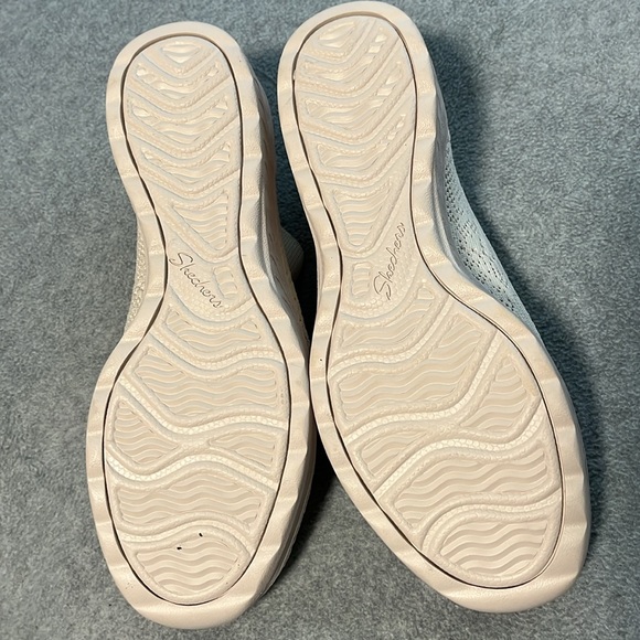 Skechers Relaxed Up Lifted Knit Shoes Womens Size 9 Ivory Maryjane Comfort - Picture 6 of 12